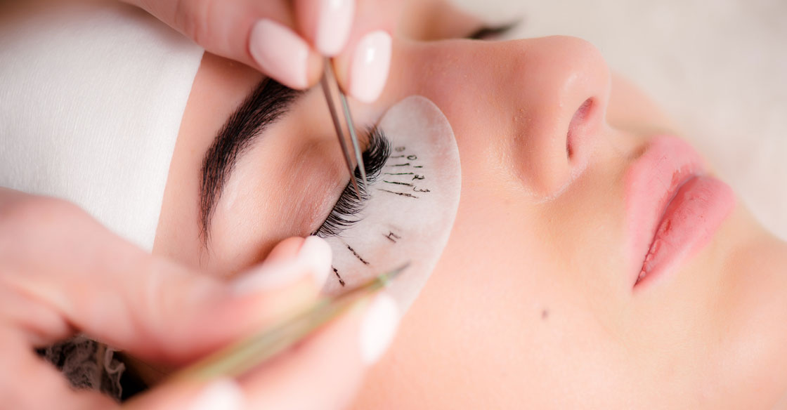 How To Get The Cluster Lashes Removal?